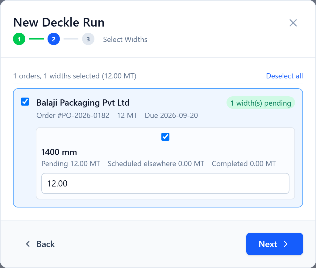 The New Run wizard, step 2: a list of confirmed order widths for the chosen grade, each with a checkbox and a planned-MT input, and a running total